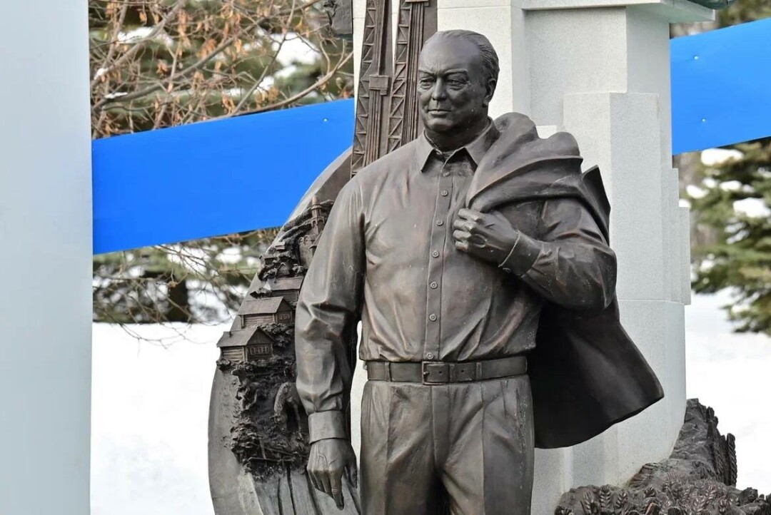 Памятник Муртазе Рахимову